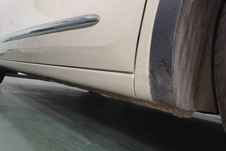 Used Wuling Bingo 2025 410 km Lingxi Deluxe Edition Right Side Sill