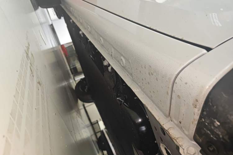 Used Wuling Bingo 2025 333 km Enjoyment Version Right Side Sill