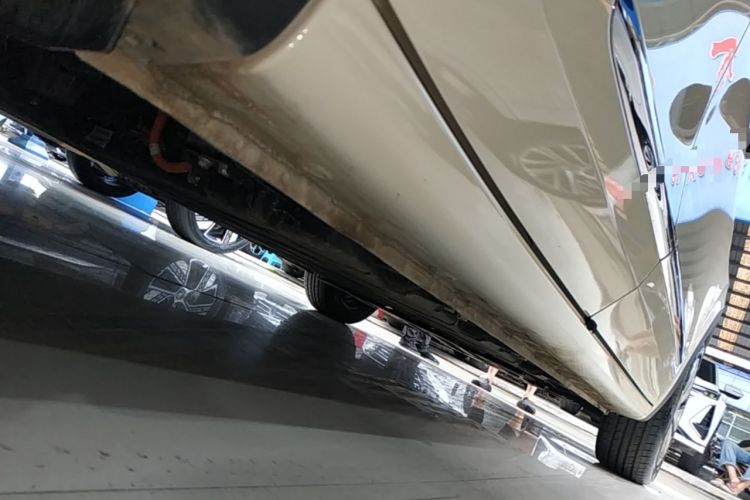 Used Wuling Bingo 2025 333 km Lingxi Connected Version Right Side Sill