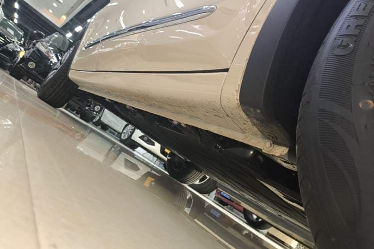 Used Wuling Bingo 2025 333 km Enjoyment Version Right Side Sill