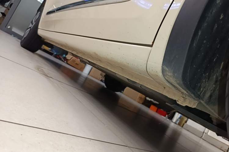 Used Wuling Bingo 2025 333 km Lingxi Connected Version Right Side Sill
