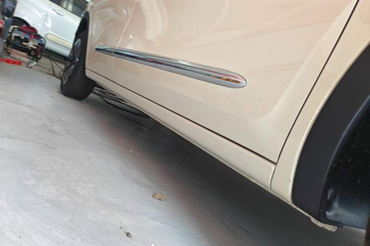 Used Wuling Bingo 2025 333 km Enjoyment Version Right Side Sill