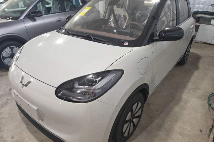 Used Wuling Bingo 2025 333 km Enjoyment Version Guazi used car, China used car export, Used car for sale, Used  cars, Cheapest cars for sale