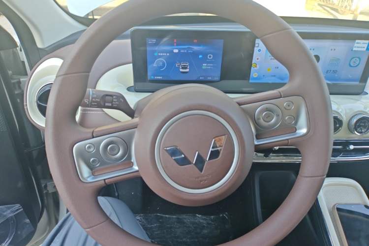 Used Wuling Bingo 2025 333 km Enjoyment Version Steering Wheel
