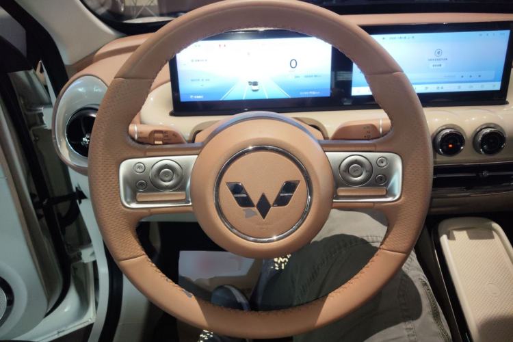 Used Wuling Bingo 2025 410 km Lingxi Deluxe Edition Steering Wheel