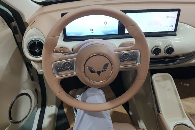Used Wuling Bingo 2025 410 km Lingxi Deluxe Edition Steering Wheel