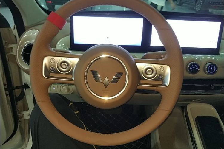 Used Wuling Bingo 2025 410 km Lingxi Deluxe Edition Steering Wheel