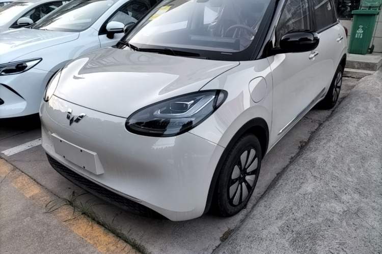 Used Wuling Bingo 2025 333 km Enjoyment Version Guazi used car, China used car export, Used car for sale, Used Wuling cars, Cheapest cars for sale, Electric vehicle, New energy car