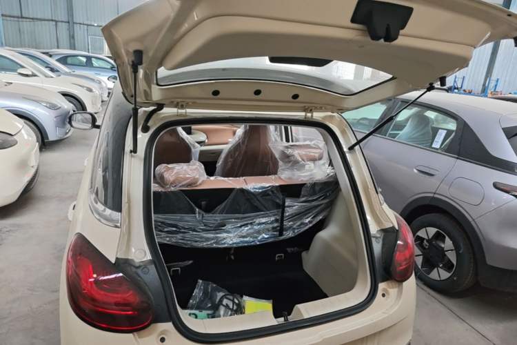 Used Wuling Bingo 2025 333 km Enjoyment Version Trunk