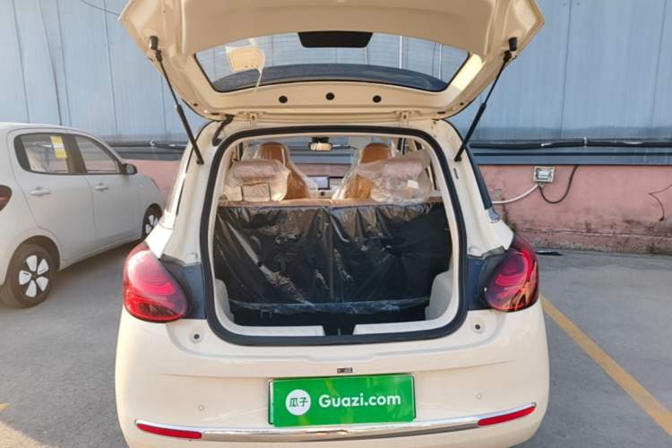 Used Wuling Bingo 2025 333 km Enjoyment Version Trunk
