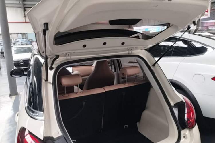Used Wuling Bingo 2025 333 km Lingxi Deluxe Edition Trunk