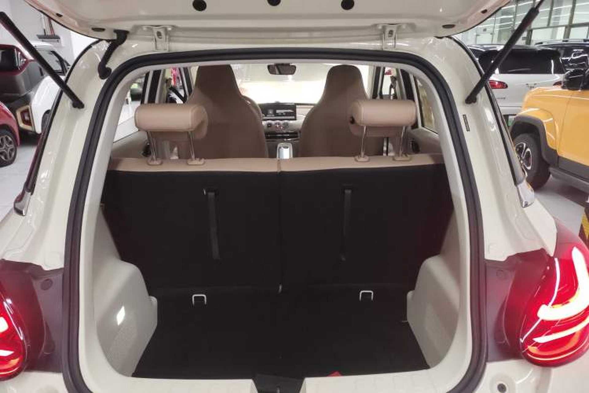 Used Wuling Bingo 2025 410 km Lingxi Deluxe Edition Trunk