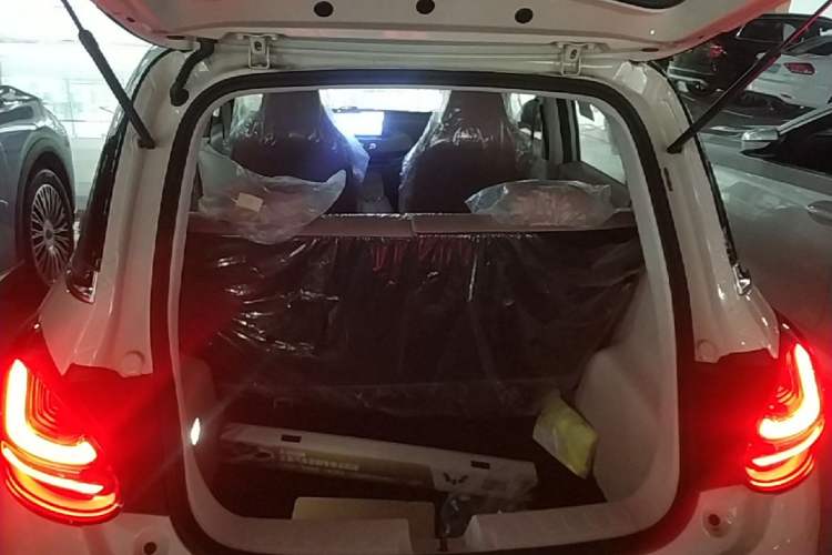 Used Wuling Bingo 2025 333 km Enjoyment Version Trunk