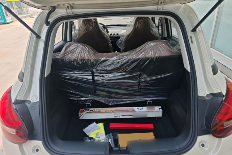 Used Wuling Bingo 2025 203km Light Edition Trunk