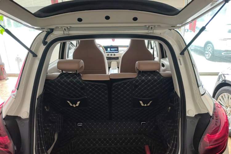 Used Wuling Bingo 2025 333 km Lingxi Deluxe Edition Trunk