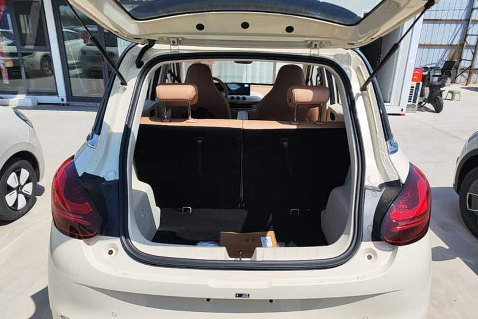 Used Wuling Bingo 2025 333 km Enjoyment Version Trunk