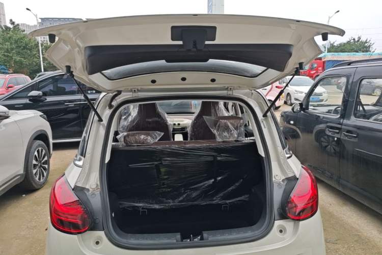 Used Wuling Bingo 2025 333 km Enjoyment Version Trunk