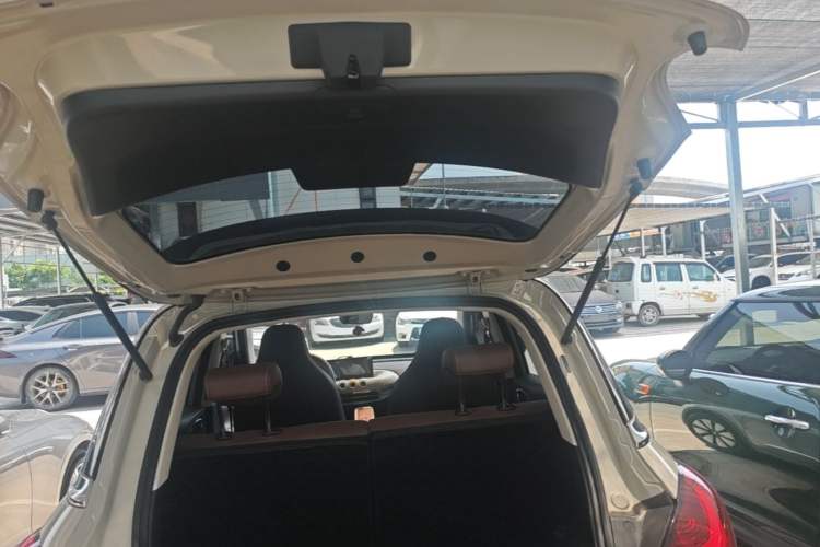 Used Wuling Bingo 2025 333 km Enjoyment Version Trunk