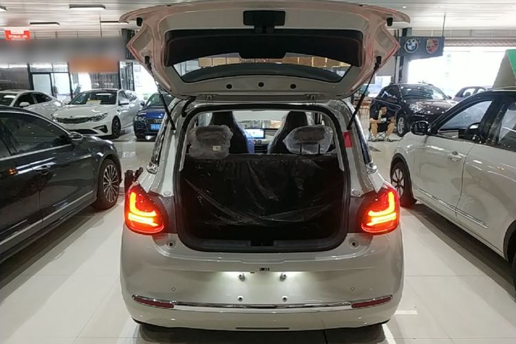 Used Wuling Bingo 2025 333 km Enjoyment Version Trunk