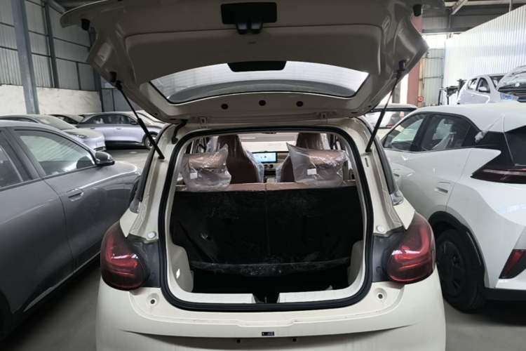Used Wuling Bingo 2025 333 km Enjoyment Version Trunk