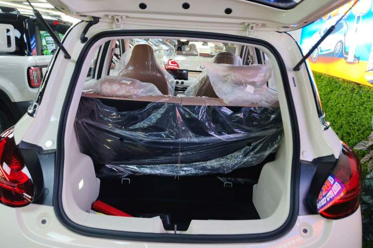 Used Wuling Bingo 2025 333 km Enjoyment Version Trunk