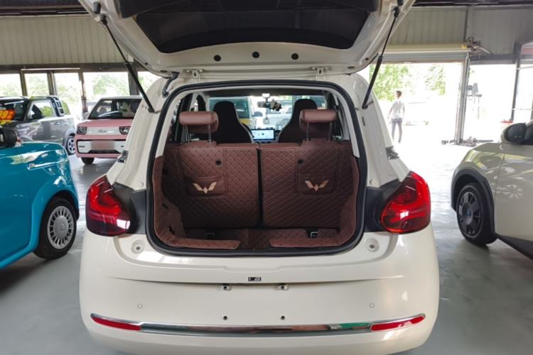 Used Wuling Bingo 2025 333 km Enjoyment Version Trunk