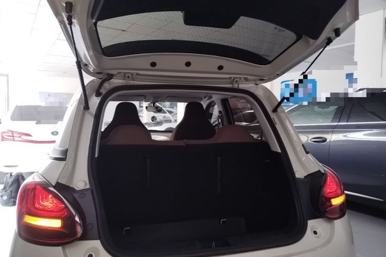 Used Wuling Bingo 2025 203km Light Edition Trunk