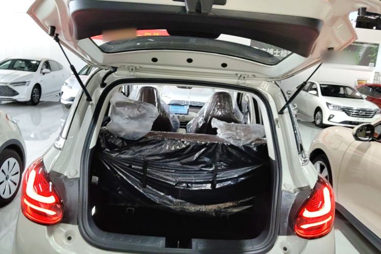 Used Wuling Bingo 2025 333 km Enjoyment Version Trunk