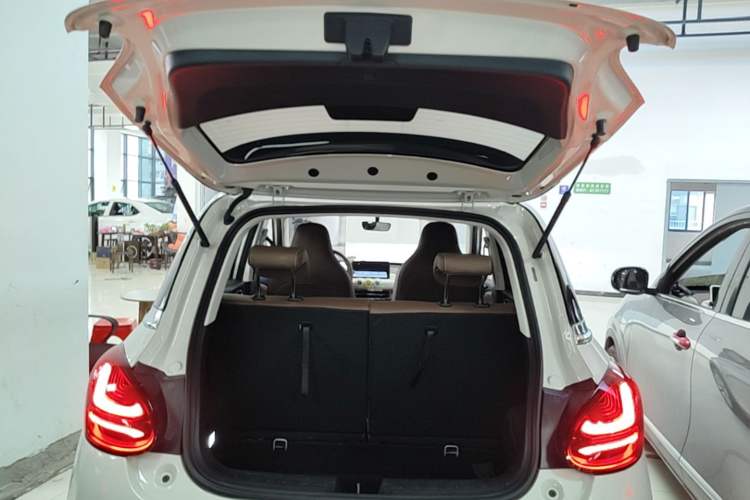 Used Wuling Bingo 2025 333 km Lingxi Connected Version Trunk