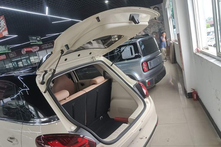 Used Wuling Bingo 2025 333 km Lingxi Deluxe Edition Trunk