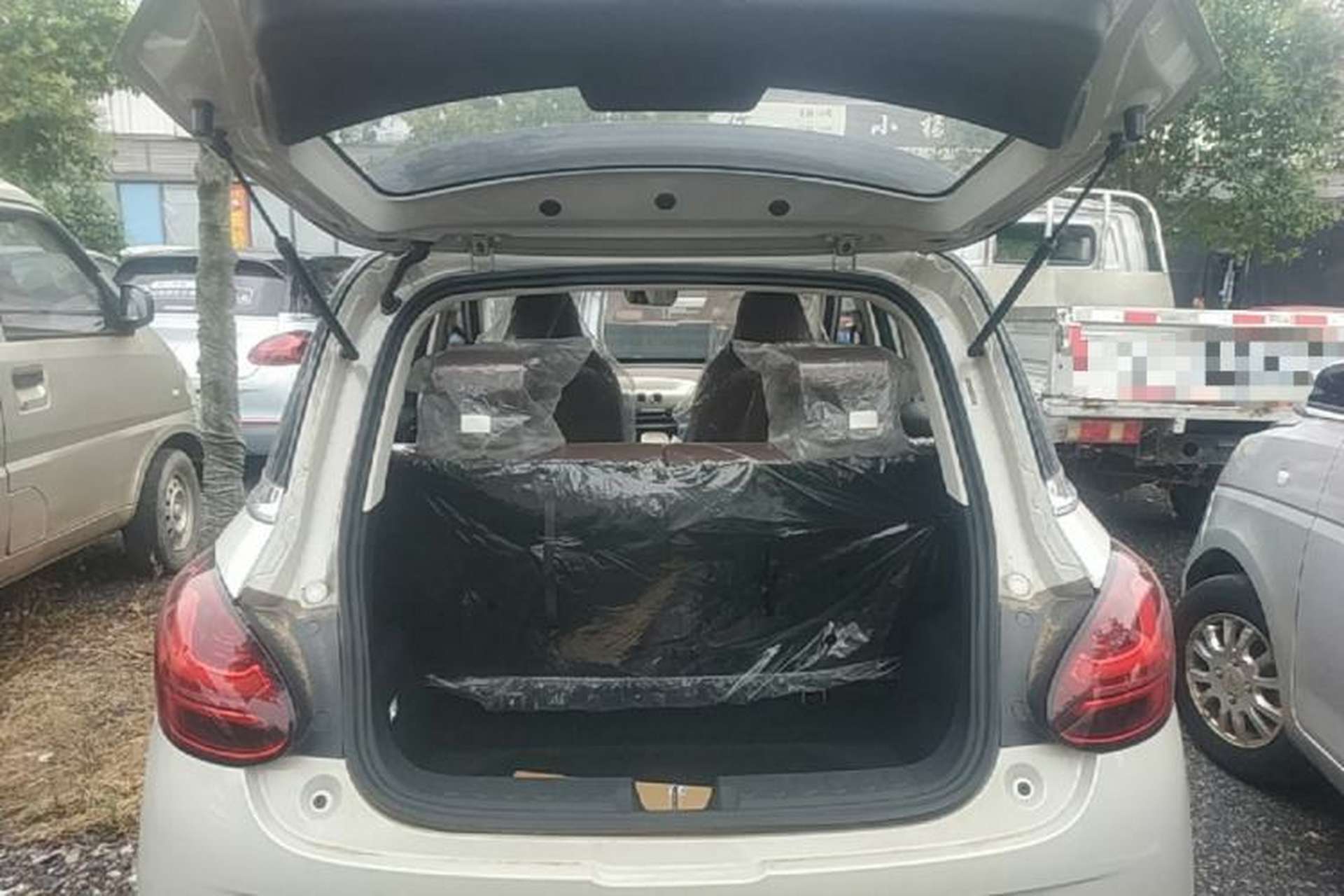 Used Wuling Bingo 2025 333 km Enjoyment Version Trunk