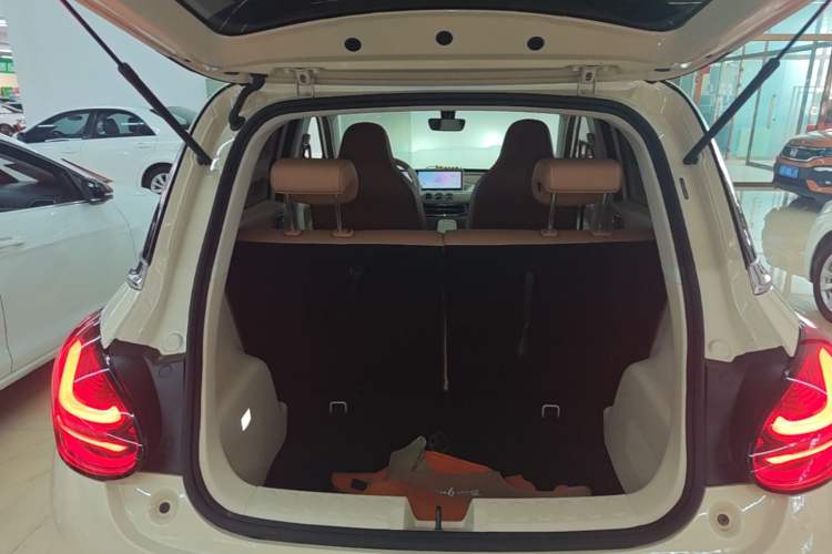 Used Wuling Bingo 2025 333 km Lingxi Connected Version Trunk