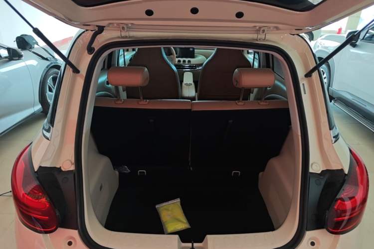 Used Wuling Bingo 2025 333 km Lingxi Deluxe Edition Trunk