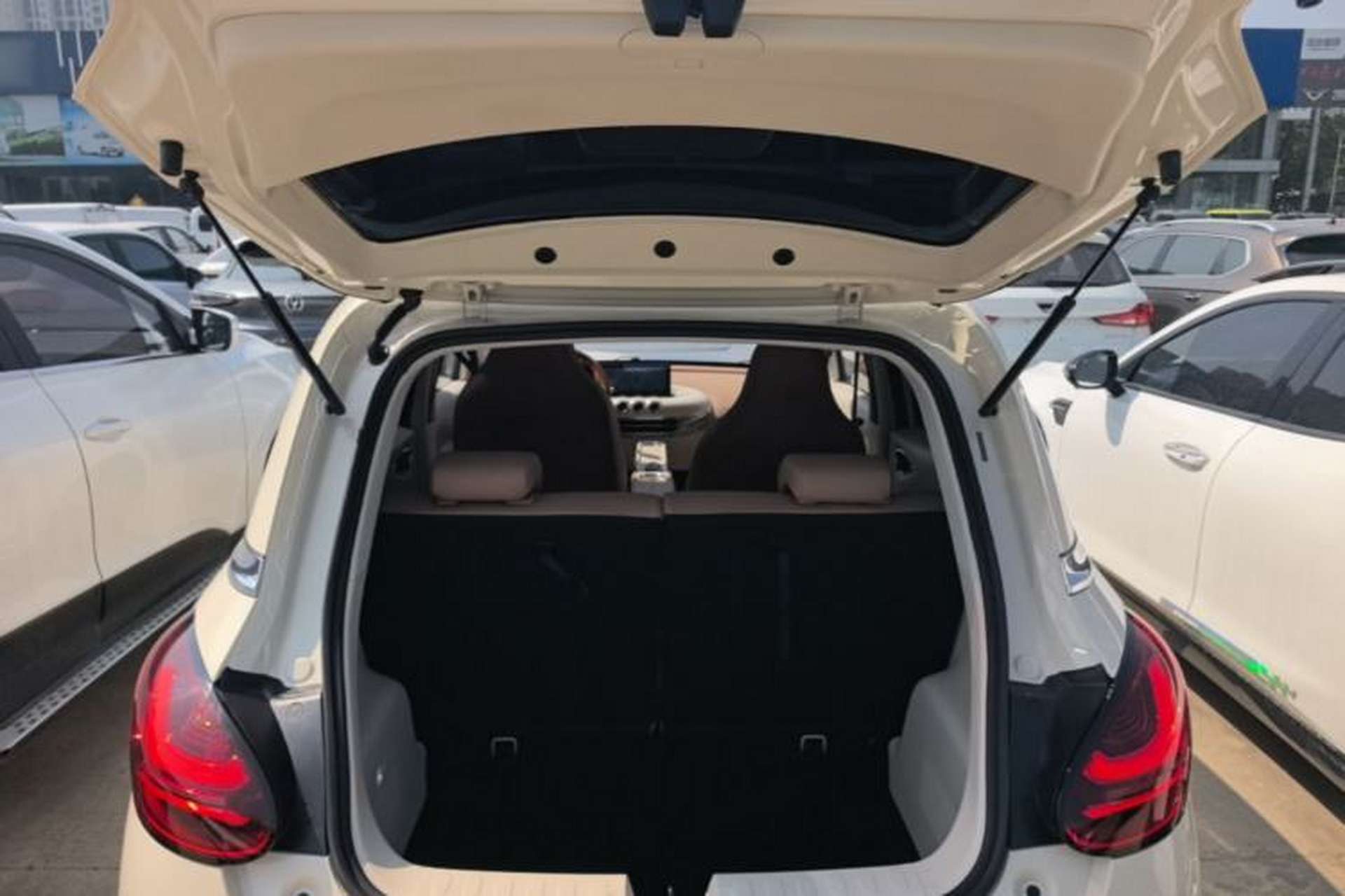 Used Wuling Bingo 2025 333 km Enjoyment Version Trunk