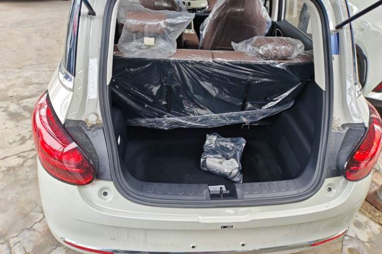 Used Wuling Bingo 2025 333 km Enjoyment Version Trunk
