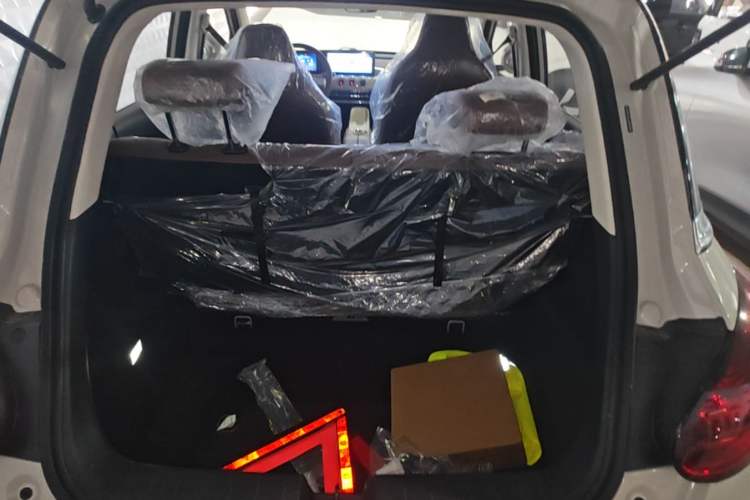 Used Wuling Bingo 2025 333 km Enjoyment Version Trunk
