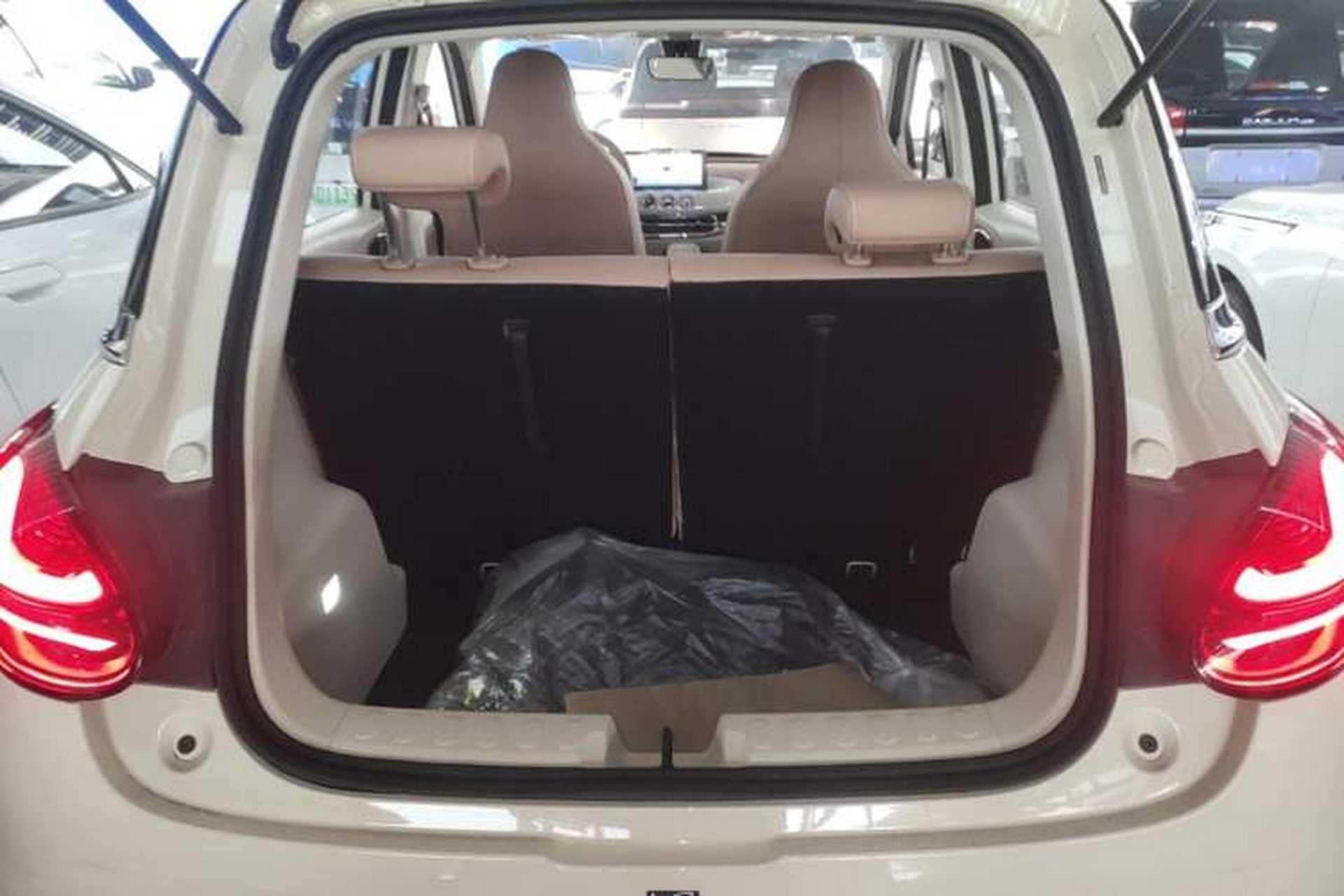 Used Wuling Bingo 2025 333 km Enjoyment Version Trunk