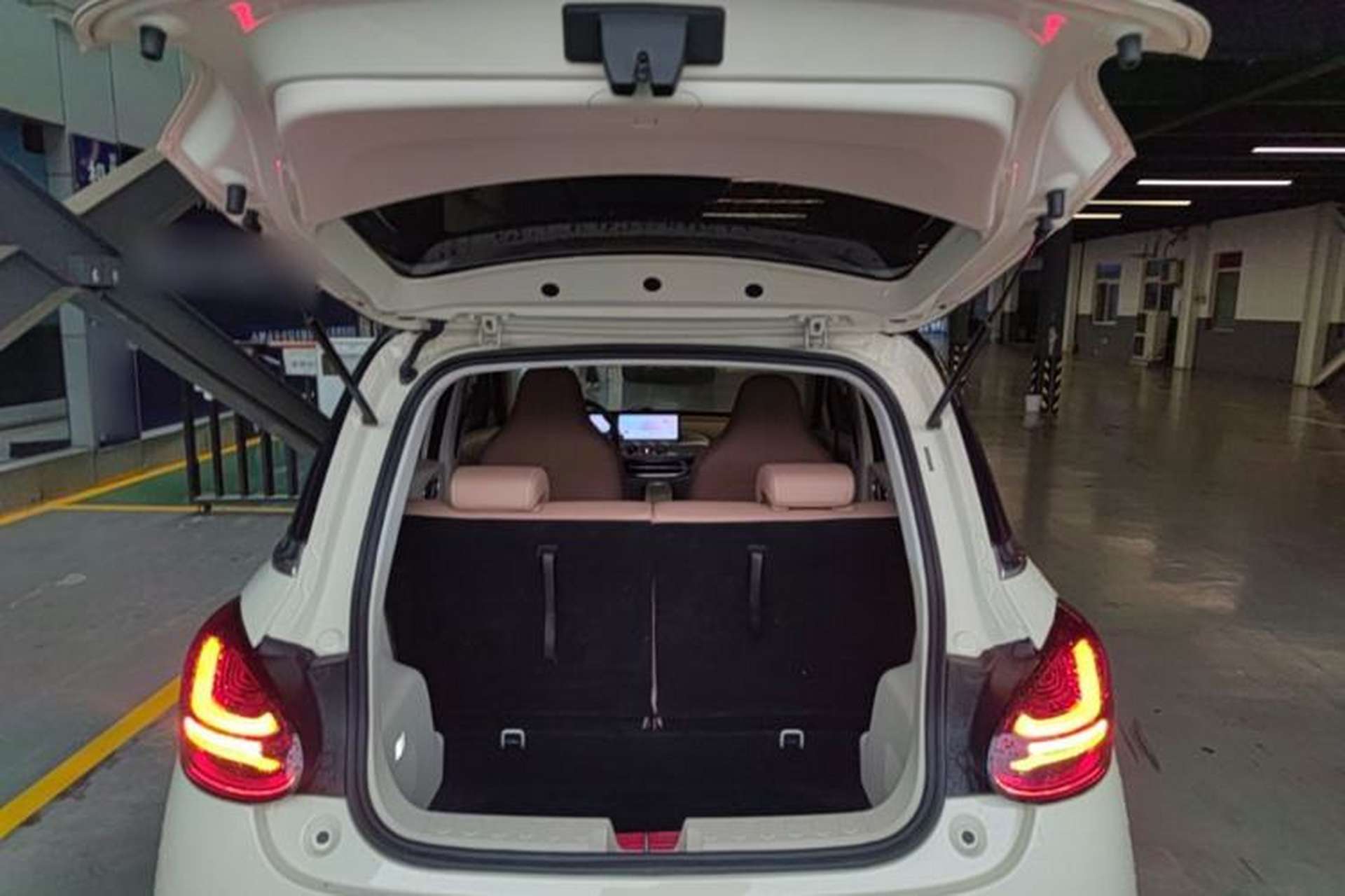 Used Wuling Bingo 2025 410 km Lingxi Deluxe Edition Trunk