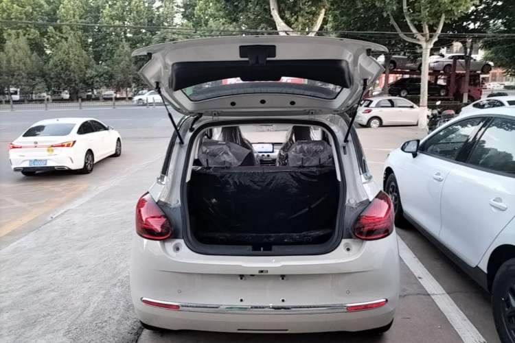 Used Wuling Bingo 2025 333 km Enjoyment Version Trunk