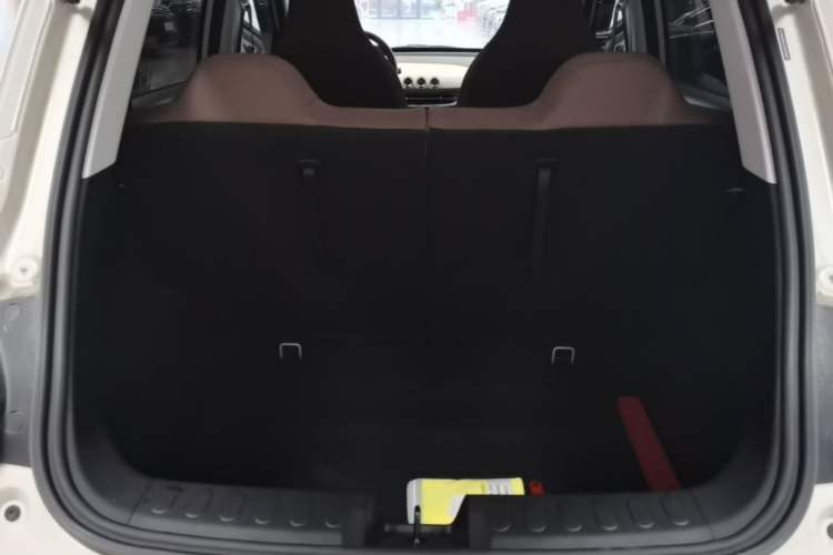 Used Wuling Bingo 2025 203km Light Edition Trunk