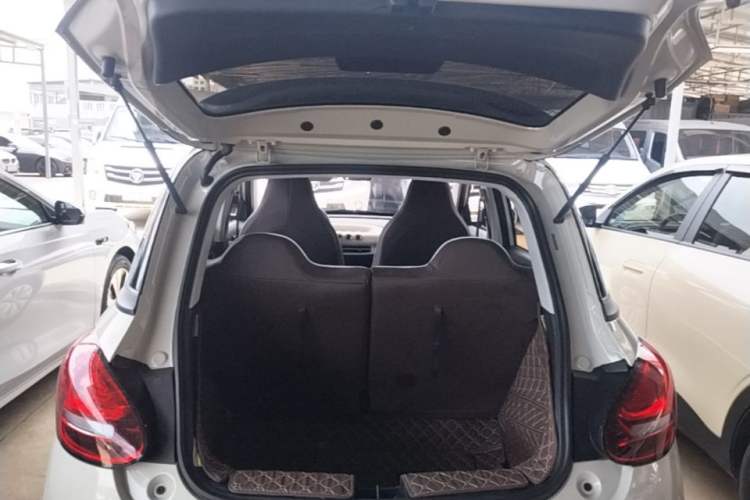 Used Wuling Bingo 2025 203km Light Edition Trunk