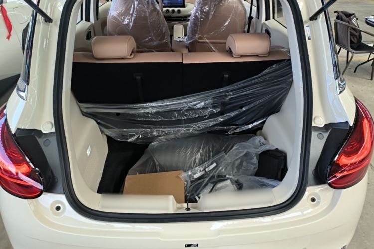 Used Wuling Bingo 2025 333 km Enjoyment Version Trunk