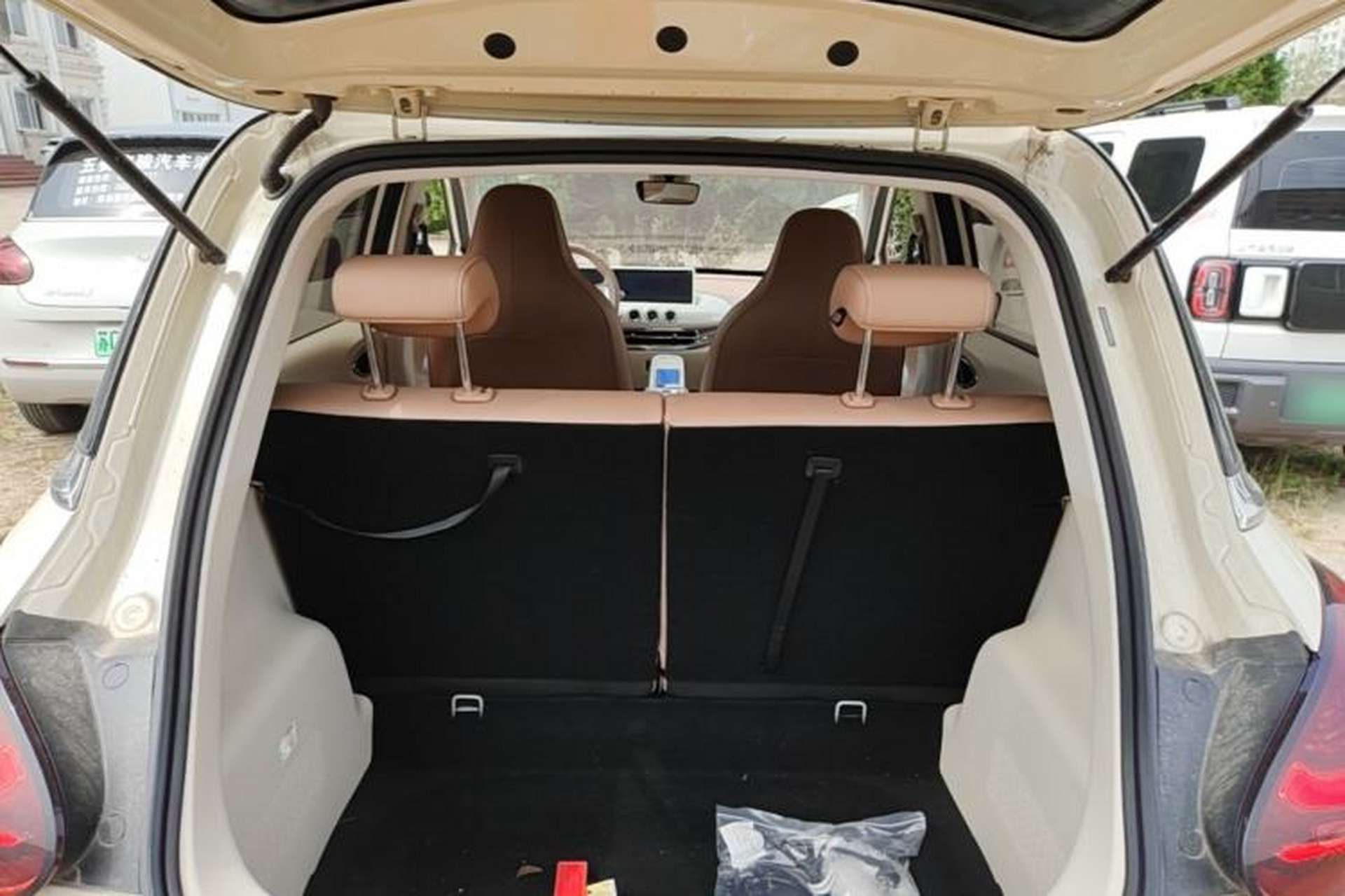 Used Wuling Bingo 2025 410 km Lingxi Deluxe Edition Trunk