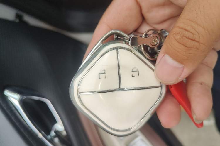 Used Wuling Bingo 2025 333 km Enjoyment Version Vehicle Key