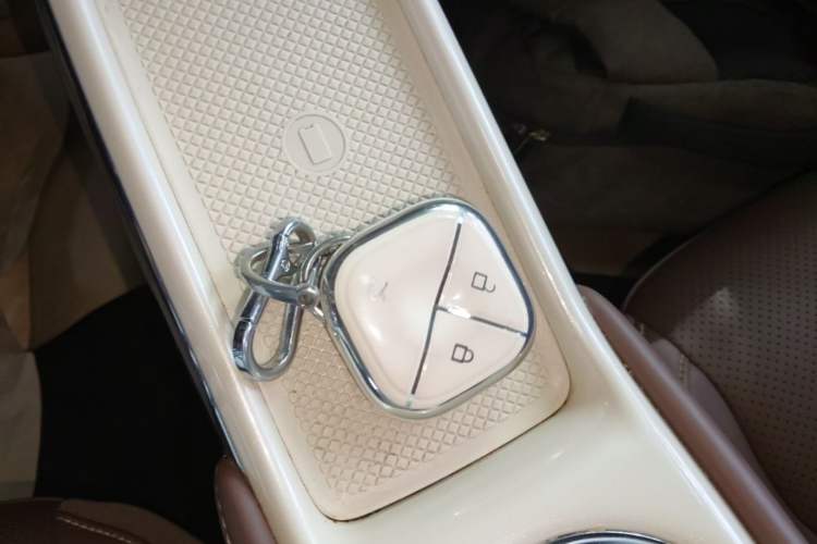 Used Wuling Bingo 2025 333 km Enjoyment Version Vehicle Key