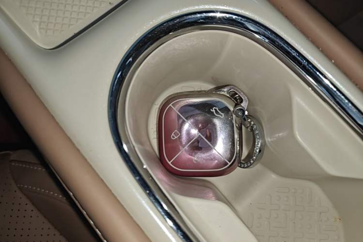 Used Wuling Bingo 2025 410 km Lingxi Deluxe Edition Vehicle Key