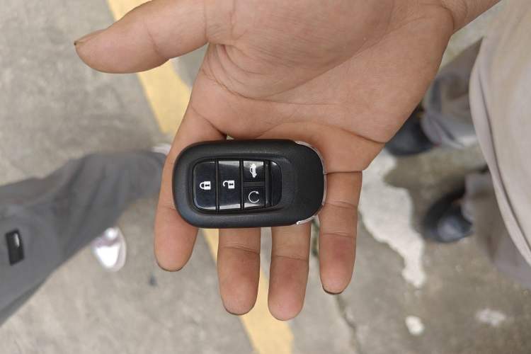 Used Wuling Bingo 2025 333 km Lingxi Connected Version Vehicle Key
