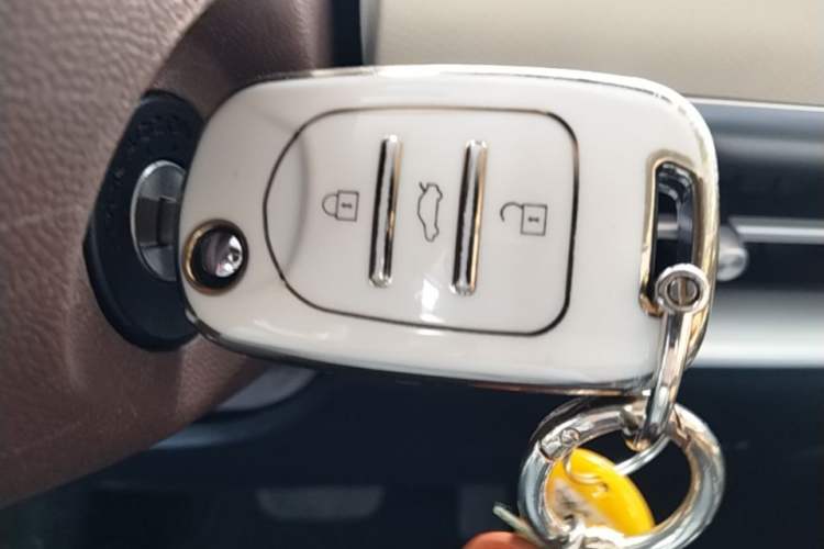 Used Wuling Bingo 2025 203km Light Edition Vehicle Key