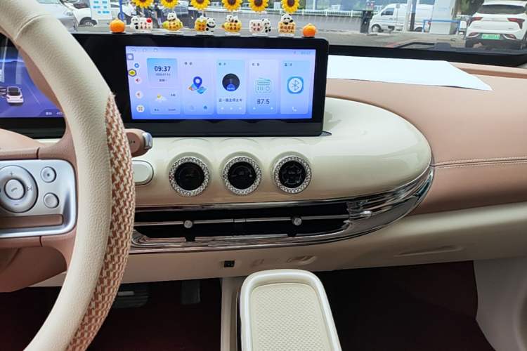 Used Wuling Bingo 2025 333 km Lingxi Connected Version Audio And AC Panel