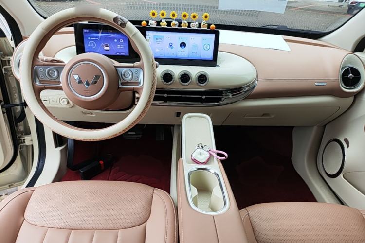 Used Wuling Bingo 2025 333 km Lingxi Connected Version Center Console